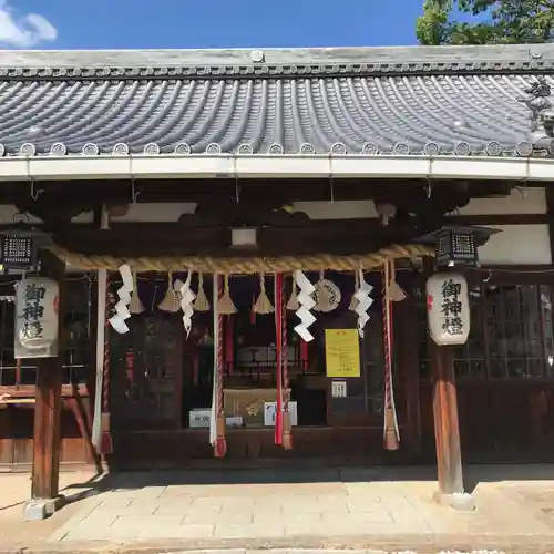 片埜神社の本殿