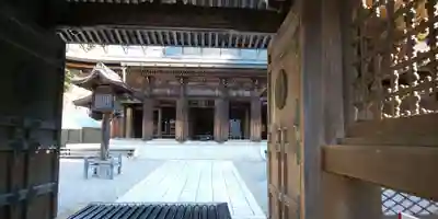 伊奈波神社の山門・神門