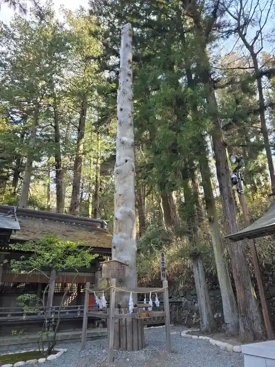 諏訪大社下社春宮(長野県)