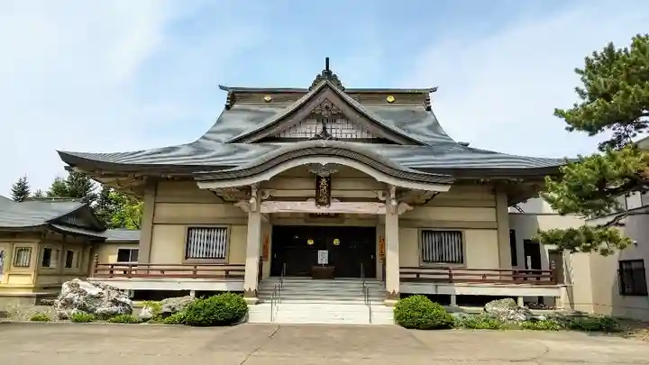 高野寺の本殿・本堂