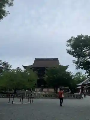 金峯山寺の本殿・本堂