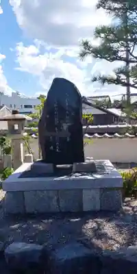 西徳寺の塔