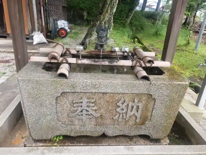天神神社の手水舎