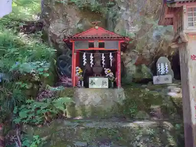 大嶽山那賀都神社(山梨県)