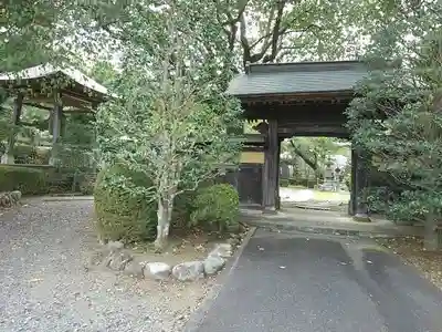 安養寺の山門・神門