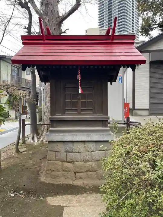 橋戸稲荷神社の{uncategorized: "未分類", other: "その他", undefined: "問題あり", building: "その他建物", grave: "お墓", sacred_gate: "鳥居", guardian: "狛犬", statue: "像", buddha: "仏像", history: "歴史", nature: "自然", garden: "庭園", animal: "動物", pagoda: "塔", temizu: "手水舎", mountain_gate: "山門・神門", sanctuary: "本殿・本堂", subordinate: "末社・摂社", art: "芸術", scenery: "景色", jizo: "地蔵", ema: "絵馬", goshuin: "御朱印", omikuji: "おみくじ", items: "授与品その他", amulet: "お守り", goshuincho: "御朱印帳", eats: "食事", festival: "お祭り", votive_dance: "神楽", shichigosan: "七五三参", wedding: "結婚式", experience: "体験その他", initially: "初詣", around: "周辺", anti_infection: "感染症対策"}