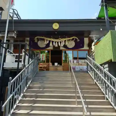 菊名神社の本殿・本堂