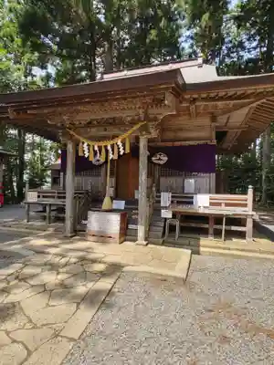 坪沼八幡神社の本殿・本堂