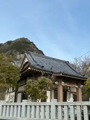 白髭神社の{uncategorized: "未分類", other: "その他", undefined: "問題あり", building: "その他建物", grave: "お墓", sacred_gate: "鳥居", guardian: "狛犬", statue: "像", buddha: "仏像", history: "歴史", nature: "自然", garden: "庭園", animal: "動物", pagoda: "塔", temizu: "手水舎", mountain_gate: "山門・神門", sanctuary: "本殿・本堂", subordinate: "末社・摂社", art: "芸術", scenery: "景色", jizo: "地蔵", ema: "絵馬", goshuin: "御朱印", omikuji: "おみくじ", items: "授与品その他", amulet: "お守り", goshuincho: "御朱印帳", eats: "食事", festival: "お祭り", votive_dance: "神楽", shichigosan: "七五三参", wedding: "結婚式", experience: "体験その他", initially: "初詣", around: "周辺", anti_infection: "感染症対策"}
