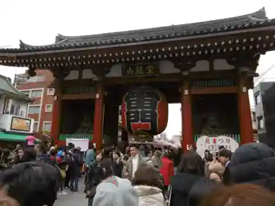 浅草寺の山門・神門