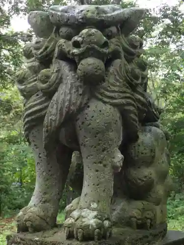 佐久神社の狛犬