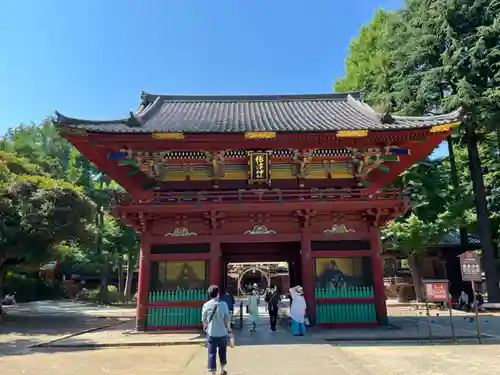 根津神社の山門