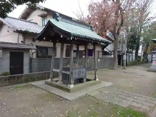 町屋神社の手水舎