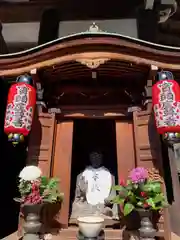 雲林院の像