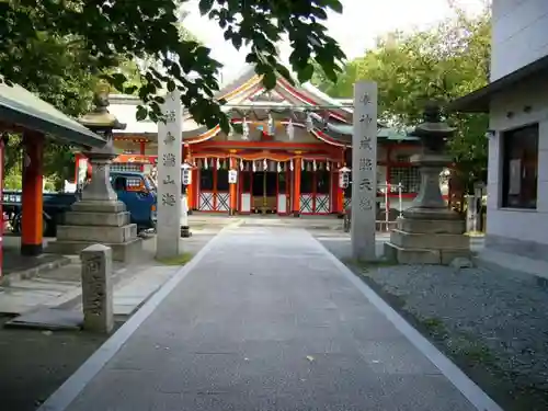 玉造稲荷神社の本殿