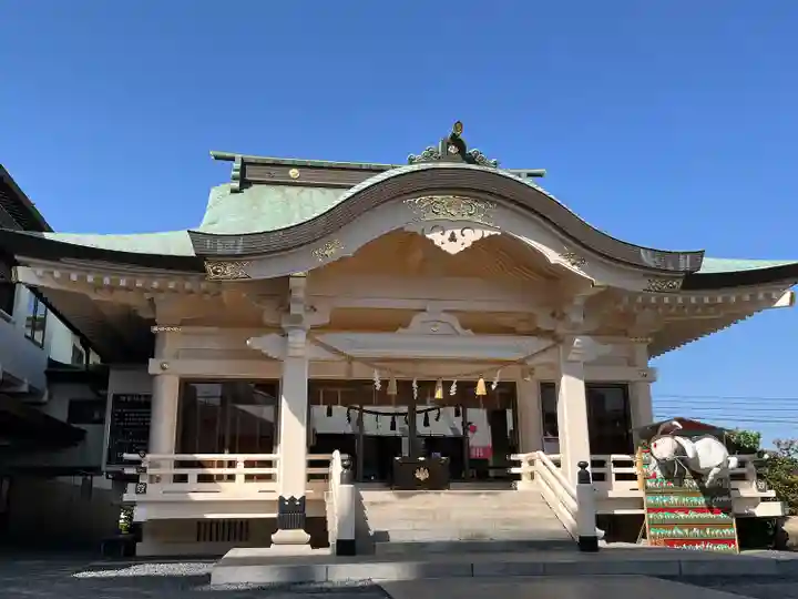 岡山神社の本殿・本堂