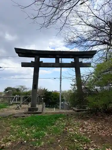 福田稲荷神社の{uncategorized: "未分類", other: "その他", undefined: "問題あり", building: "その他建物", grave: "お墓", sacred_gate: "鳥居", guardian: "狛犬", statue: "像", buddha: "仏像", history: "歴史", nature: "自然", garden: "庭園", animal: "動物", pagoda: "塔", temizu: "手水舎", mountain_gate: "山門・神門", sanctuary: "本殿・本堂", subordinate: "末社・摂社", art: "芸術", scenery: "景色", jizo: "地蔵", ema: "絵馬", goshuin: "御朱印", omikuji: "おみくじ", items: "授与品その他", amulet: "お守り", goshuincho: "御朱印帳", eats: "食事", festival: "お祭り", votive_dance: "神楽", shichigosan: "七五三参", wedding: "結婚式", experience: "体験その他", initially: "初詣", around: "周辺", anti_infection: "感染症対策"}