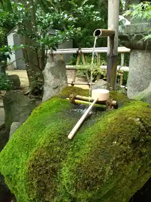 紅葉八幡宮の手水舎