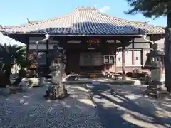 越境寺の本殿