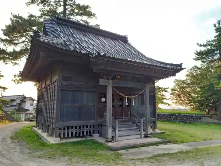 白山神社の本殿・本堂