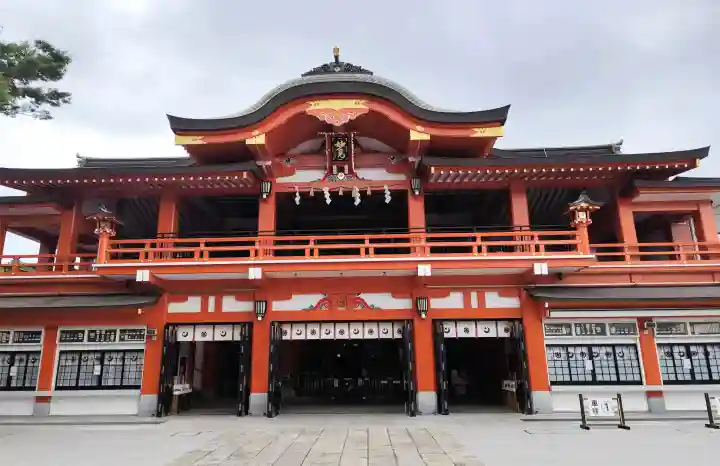 千葉神社の{uncategorized: "未分類", other: "その他", undefined: "問題あり", building: "その他建物", grave: "お墓", sacred_gate: "鳥居", guardian: "狛犬", statue: "像", buddha: "仏像", history: "歴史", nature: "自然", garden: "庭園", animal: "動物", pagoda: "塔", temizu: "手水舎", mountain_gate: "山門・神門", sanctuary: "本殿・本堂", subordinate: "末社・摂社", art: "芸術", scenery: "景色", jizo: "地蔵", ema: "絵馬", goshuin: "御朱印", omikuji: "おみくじ", items: "授与品その他", amulet: "お守り", goshuincho: "御朱印帳", eats: "食事", festival: "お祭り", votive_dance: "神楽", shichigosan: "七五三参", wedding: "結婚式", experience: "体験その他", initially: "初詣", around: "周辺", anti_infection: "感染症対策"}