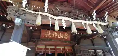 白山神社の本殿・本堂