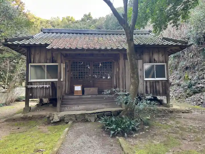 雨垂布勢神社(岡山県)