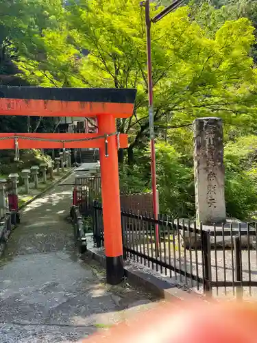 満願滝弁財天(大阪府)