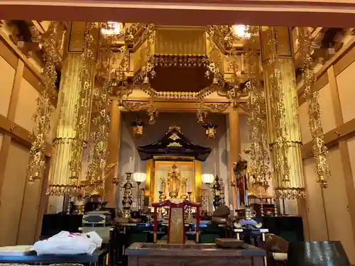 等澍院の本殿・本堂