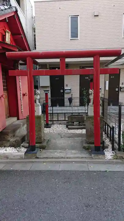 幸稲荷神社の鳥居