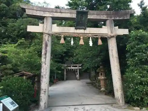 玉作湯神社の鳥居