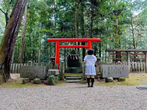 等彌神社の鳥居