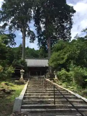 観音寺の山門・神門