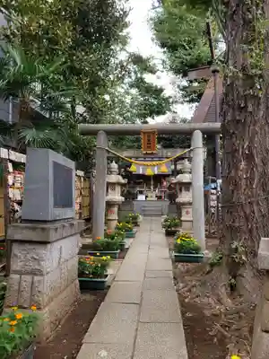 高円寺氷川神社の鳥居