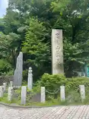 高尾山薬王院の建物その他