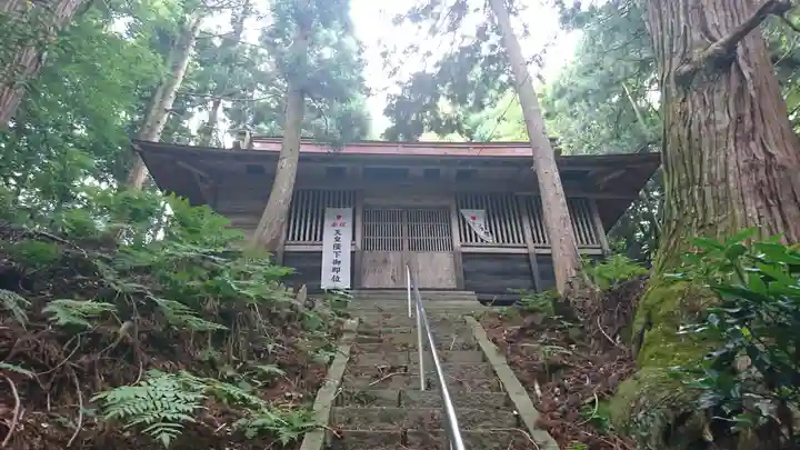 運難神社の本殿・本堂