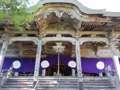 成相寺の本殿