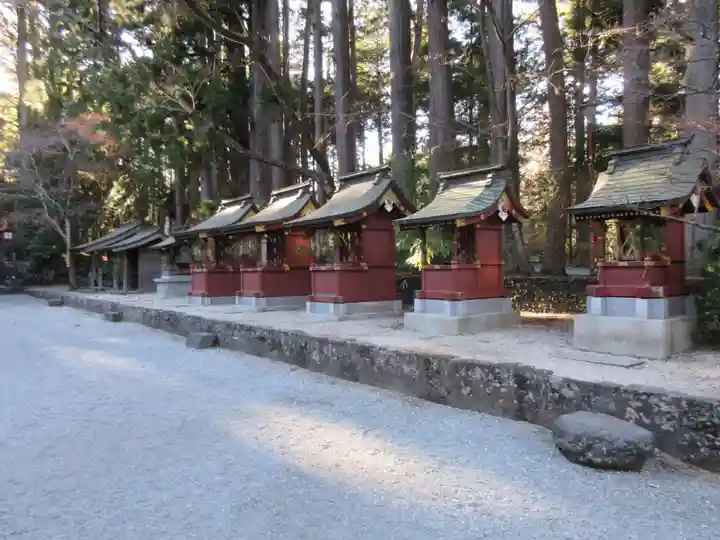 北口本宮冨士浅間神社の末社・摂社