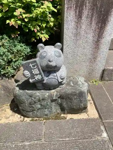 中野沼袋氷川神社の像