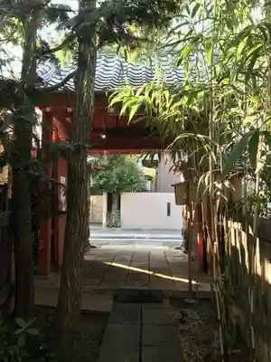 陽運寺の山門・神門