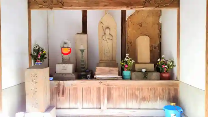 池水山 正衆寺の地蔵