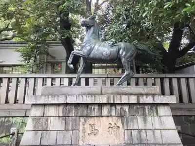 富岡八幡宮の像