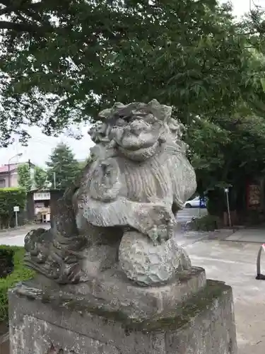 鎮守氷川神社の狛犬