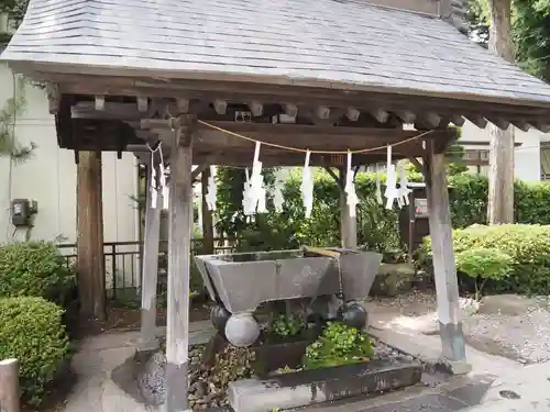 諏訪大社下社春宮の手水舎