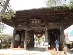 萬満寺の山門