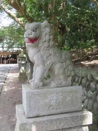 白羽神社の狛犬