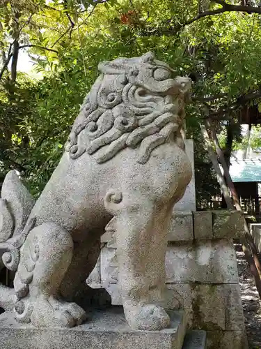 菟橋神社の狛犬