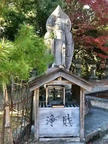 瀧山東照宮の仏像