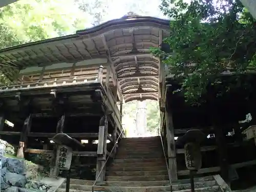 由岐神社の山門・神門