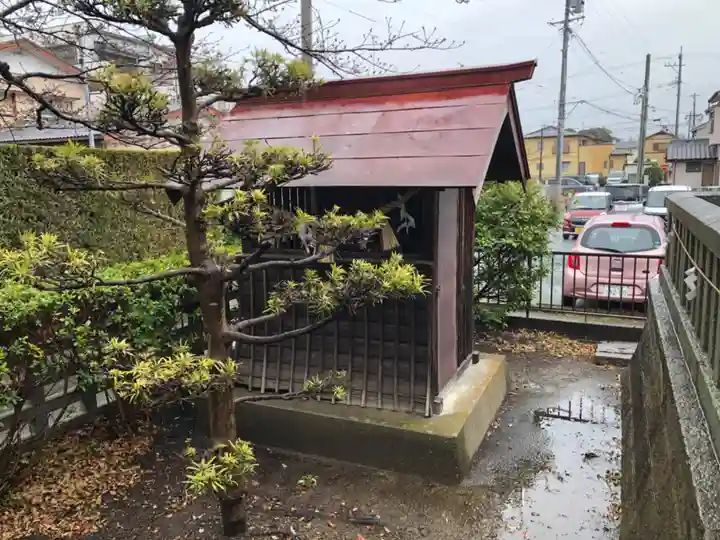 雷三神社の末社・摂社